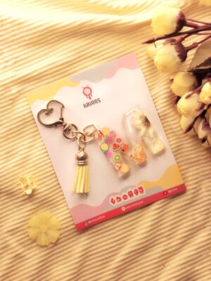 Customized Alphabet Letter With Real Flower And Fruits Resin Keychain